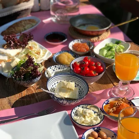 Livan Deluxe Alaçatı