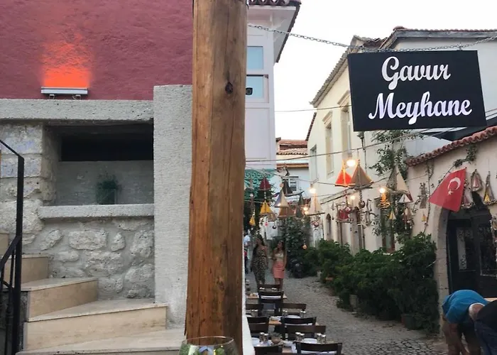 Otel Livan Deluxe 3*