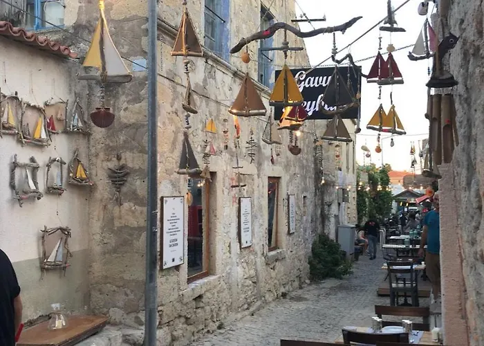 Livan Deluxe Otel 3*